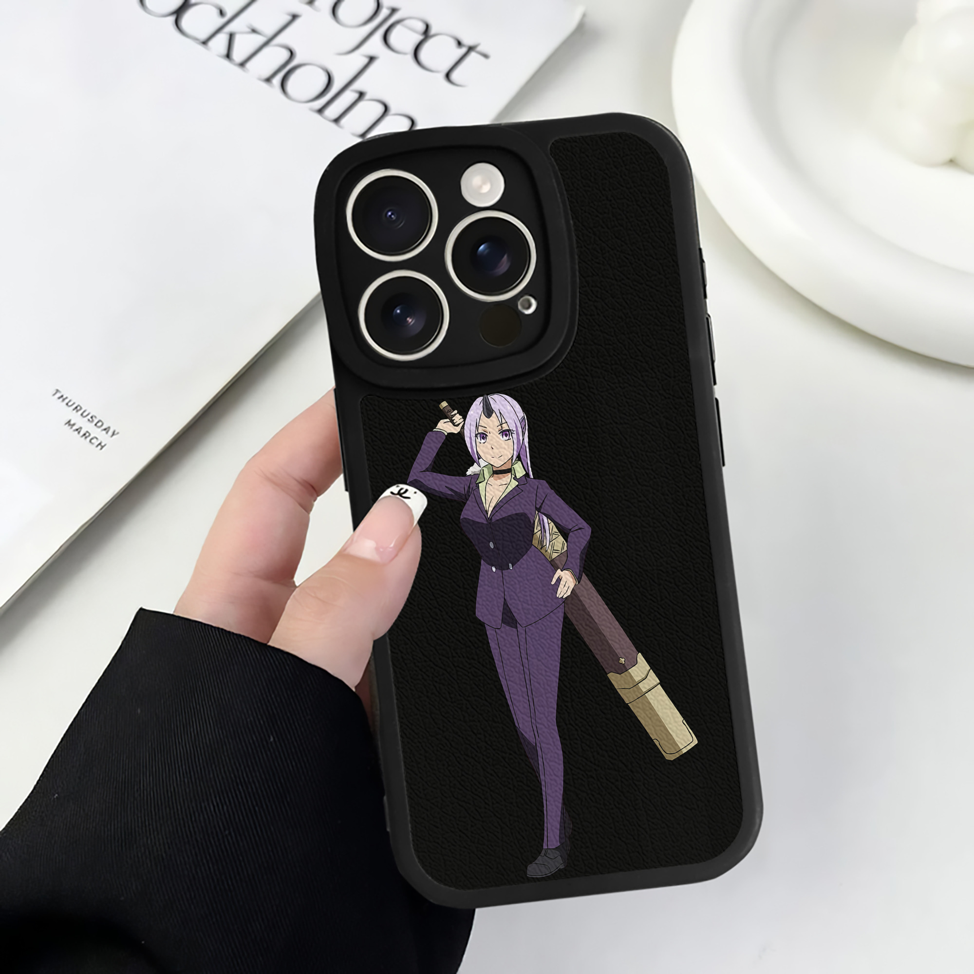 （画像用） 転スラ Regarding Reincarnated to Slime 【iPhone 16シリーズ対応】シリコンスマホケース（レザー調） 材質：シリコン